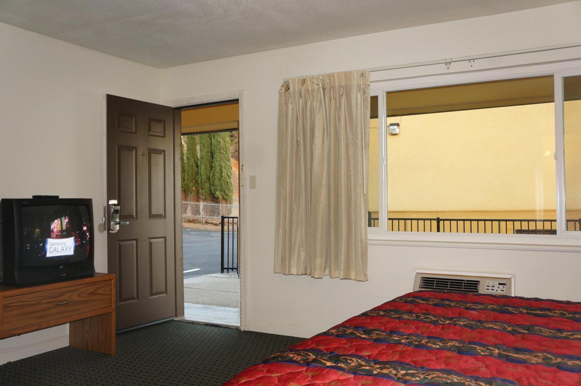 Lake Marina Inn Clearlake Oaks Camera foto