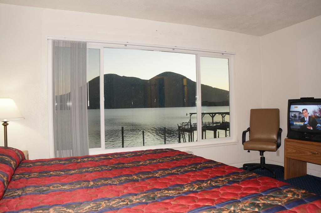 Lake Marina Inn Clearlake Oaks Camera foto