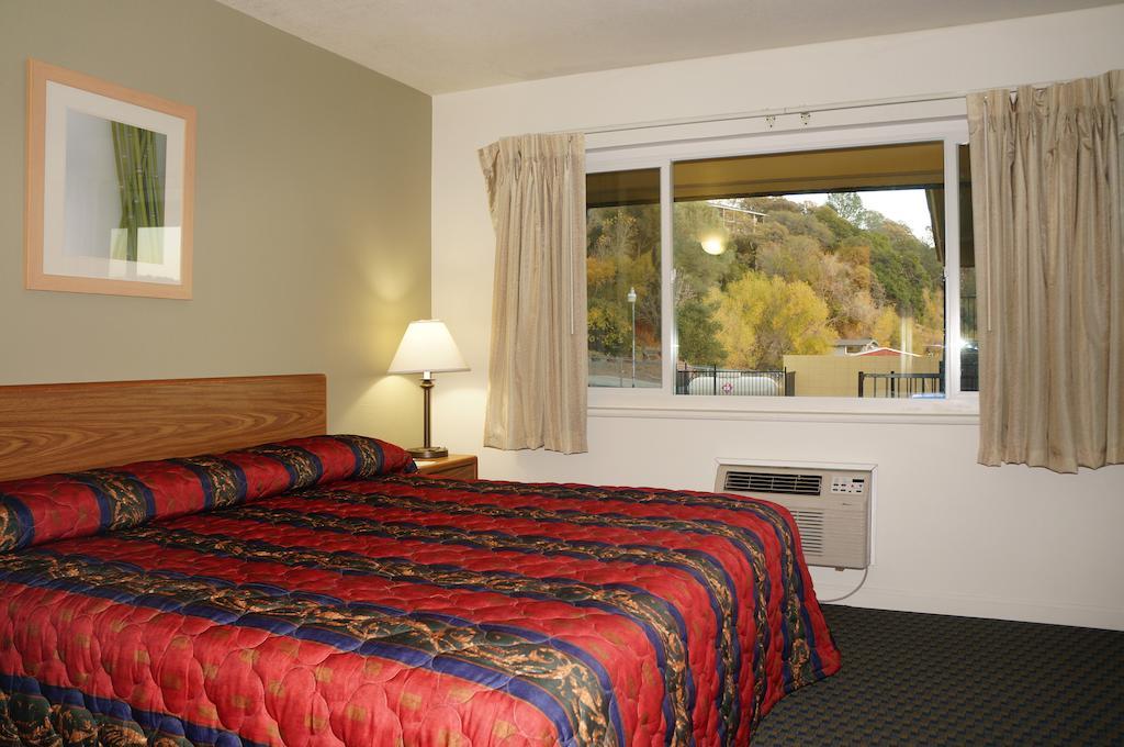 Lake Marina Inn Clearlake Oaks Camera foto