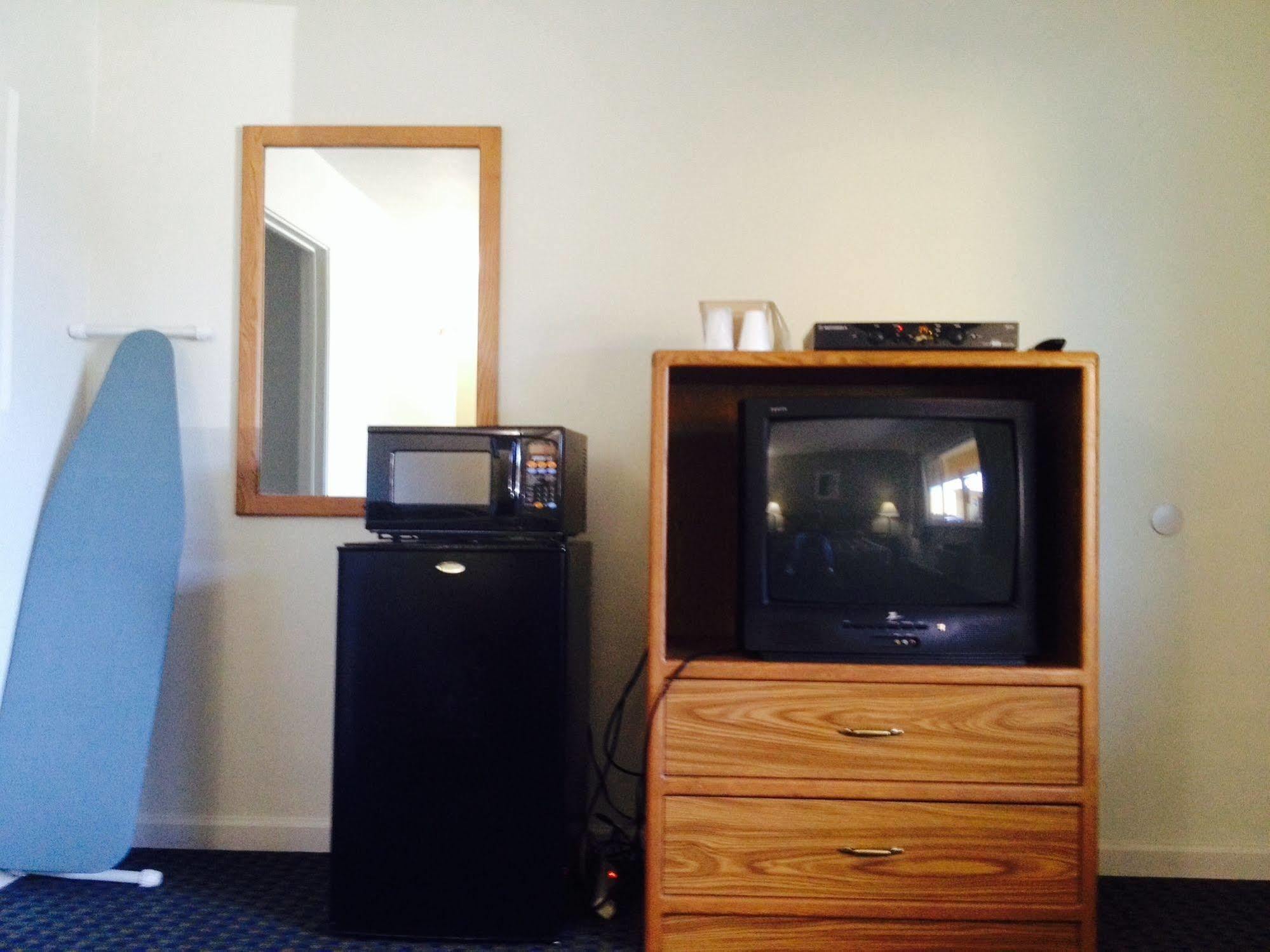 Lake Marina Inn Clearlake Oaks Esterno foto