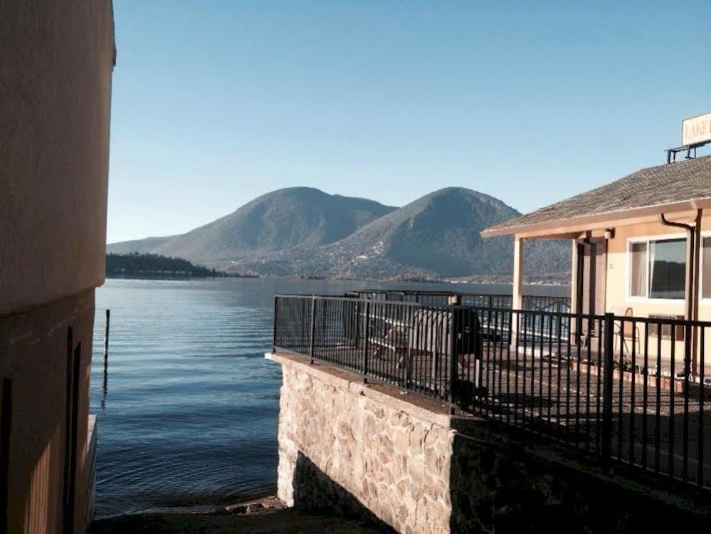 Lake Marina Inn Clearlake Oaks Esterno foto